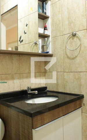 Casa à venda com 300m², 3 quartos e 8 vagasBanheiro 2