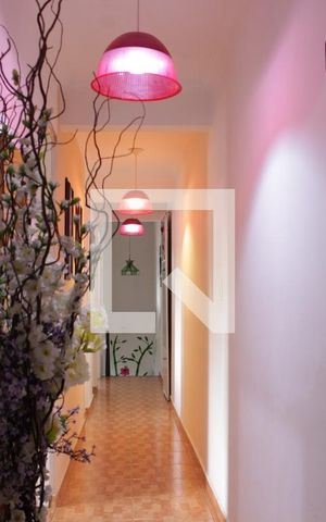 Casa à venda com 300m², 3 quartos e 8 vagasCorredor