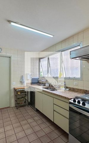 Apartamento à venda com 210m², 3 quartos e 2 vagasCozinha