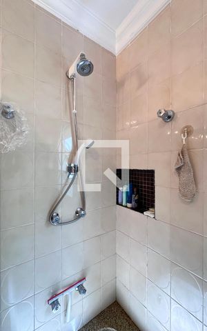 Apartamento à venda com 210m², 3 quartos e 2 vagasBanheiro Suíte