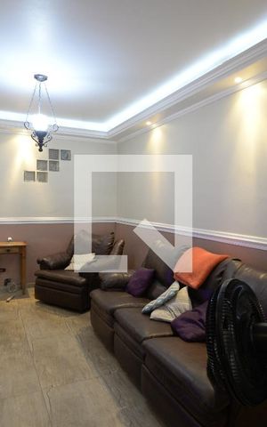 Casa à venda com 416m², 3 quartos e 3 vagasSala