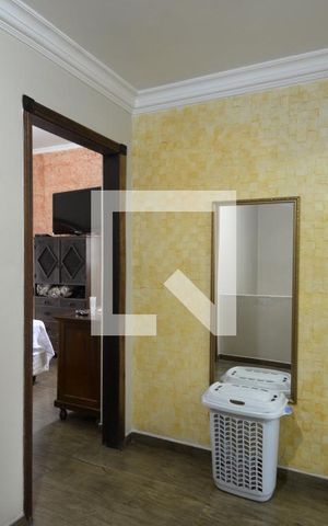 Casa à venda com 416m², 3 quartos e 3 vagasCorredor