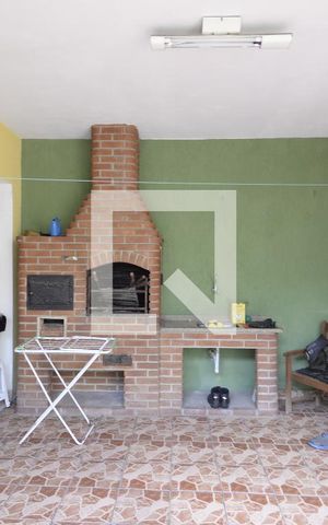 Casa à venda com 416m², 3 quartos e 3 vagasQuintal