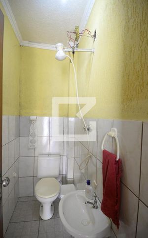 Casa à venda com 416m², 3 quartos e 3 vagasBanheiro de Serviço