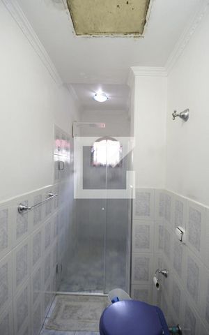 Casa à venda com 416m², 3 quartos e 3 vagasBanheiro