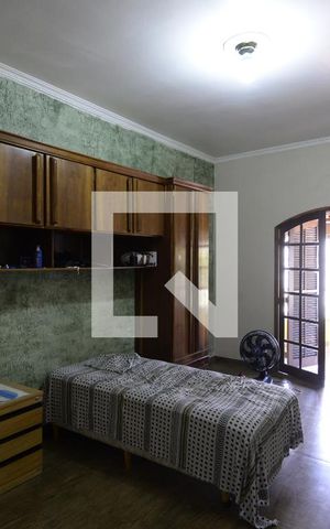 Casa à venda com 416m², 3 quartos e 3 vagasQuarto 2