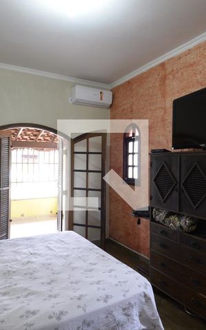 Casa à venda com 416m², 3 quartos e 3 vagasSuíte