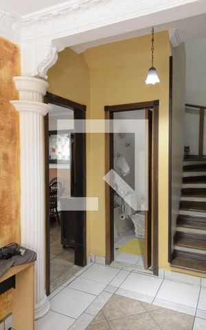Casa à venda com 416m², 3 quartos e 3 vagasEntrada