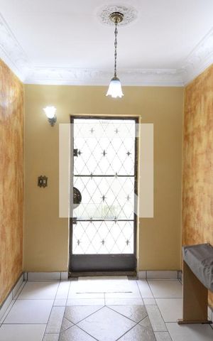 Casa à venda com 416m², 3 quartos e 3 vagasEntrada