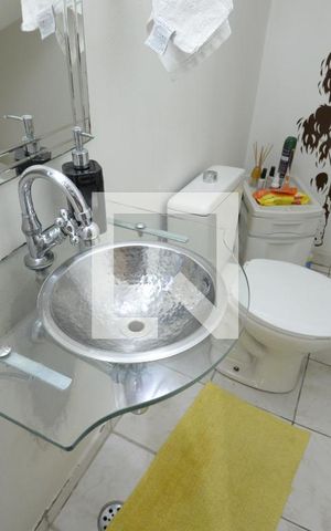 Casa à venda com 416m², 3 quartos e 3 vagasLavabo