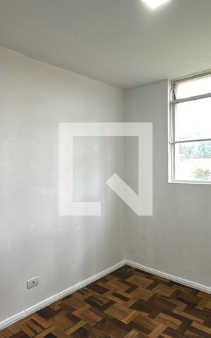 Apartamento para alugar com 73m², 3 quartos e sem vaga Apartamento para alugar com 73m², 3 quartos e sem vagaQuarto