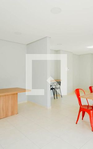 Apartamento para alugar com 48m², 2 quartos e 1 vaga Apartamento para alugar com 48m², 2 quartos e 1 vagaÁrea comum - Salão de festas