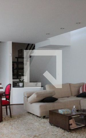 Casa para alugar com 342m², 7 quartos e 2 vagasSala