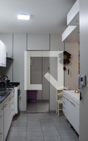 Casa para alugar com 342m², 7 quartos e 2 vagasCozinha