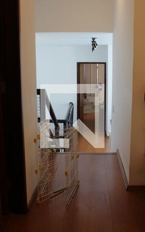Casa para alugar com 342m², 7 quartos e 2 vagasCorredor