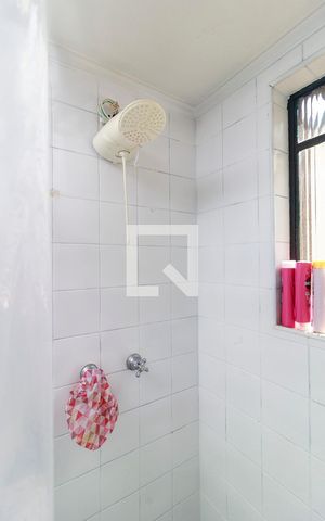 Casa à venda com 265m², 3 quartos e 4 vagas Casa à venda com 265m², 3 quartos e 4 vagasBanheiro