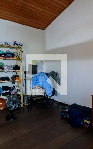 Casa à venda com 265m², 3 quartos e 4 vagas Casa à venda com 265m², 3 quartos e 4 vagasQuarto 2