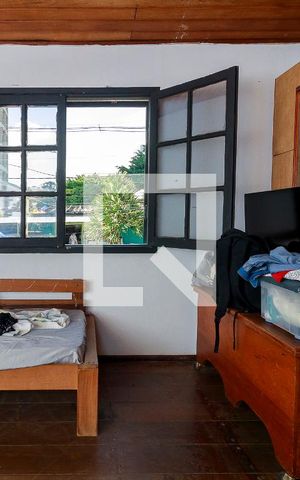 Casa à venda com 265m², 3 quartos e 4 vagas Casa à venda com 265m², 3 quartos e 4 vagasQuarto 2