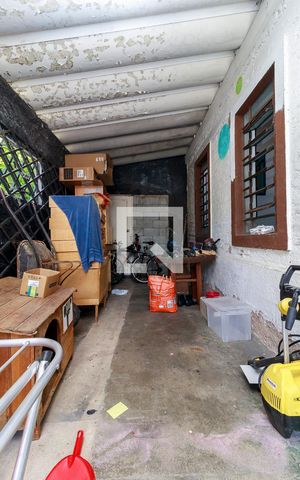 Casa à venda com 265m², 3 quartos e 4 vagas Casa à venda com 265m², 3 quartos e 4 vagasÁrea Externa