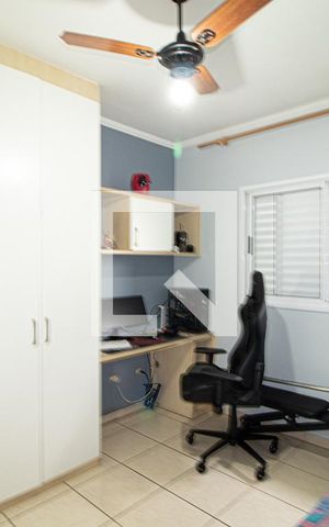 Casa à venda com 124m², 3 quartos e 2 vagas Casa à venda com 124m², 3 quartos e 2 vagasQuarto 3