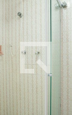 Apartamento à venda com 128m², 4 quartos e 1 vaga Apartamento à venda com 128m², 4 quartos e 1 vagaBanheiro 2