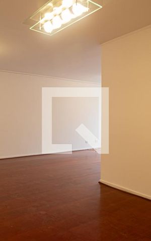 Apartamento à venda com 128m², 4 quartos e 1 vaga Apartamento à venda com 128m², 4 quartos e 1 vagaSala