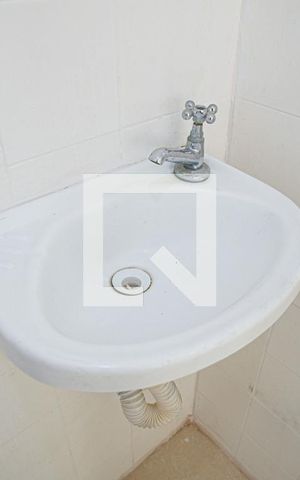 Apartamento à venda com 128m², 4 quartos e 1 vaga Apartamento à venda com 128m², 4 quartos e 1 vagaBanheiro de Serviço