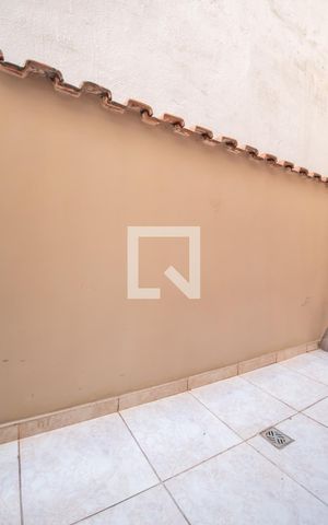 Casa à venda com 350m², 7 quartos e 4 vagas Casa à venda com 350m², 7 quartos e 4 vagasVaranda do Quarto 2 (Casa 1)