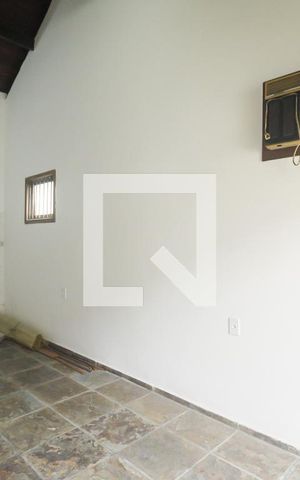 Casa à venda com 388m², 4 quartos e 3 vagasSala - Casa 2