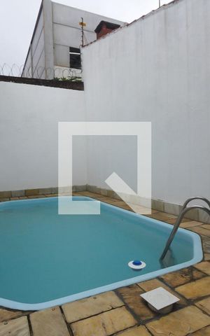 Casa à venda com 388m², 4 quartos e 3 vagasPiscina