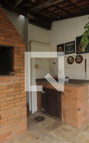 Casa à venda com 388m², 4 quartos e 3 vagasChurrasqueira