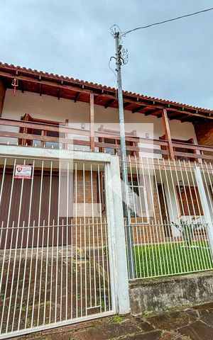 Casa à venda com 388m², 4 quartos e 3 vagasFachada
