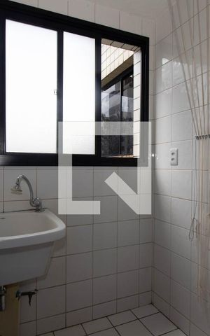 Apartamento para alugar com 75m², 2 quartos e 1 vagaCozinha e Área de Serviço