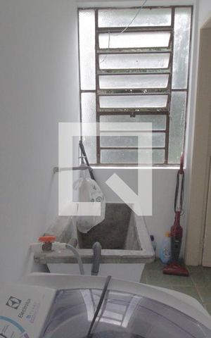 Casa para alugar com 60m², 2 quartos e sem vagaÁrea de Serviço