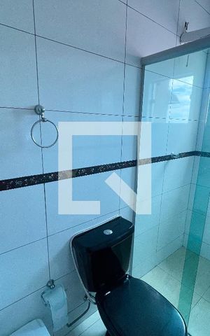Casa à venda com 330m², 2 quartos e 4 vagas Casa à venda com 330m², 2 quartos e 4 vagasBanheiro da Suíte