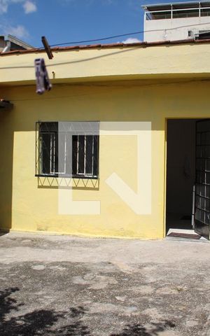 Casa à venda com 170m², 2 quartos e 4 vagasQuintal