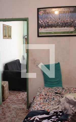 Casa à venda com 170m², 2 quartos e 4 vagasQuarto 2