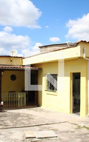 Casa à venda com 170m², 2 quartos e 4 vagasQuintal