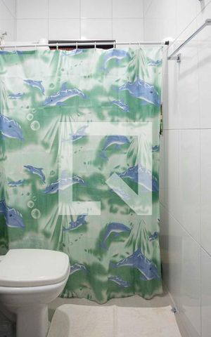 Casa à venda com 193m², 2 quartos e 2 vagasBanheiro