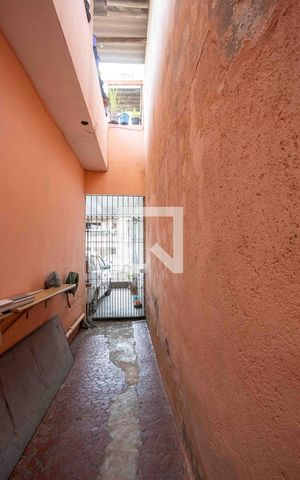 Casa à venda com 193m², 2 quartos e 2 vagasCorredor