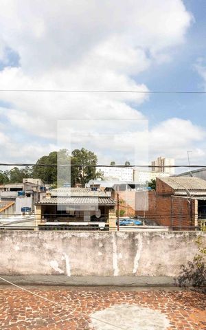Casa à venda com 193m², 2 quartos e 2 vagasQuintal