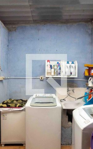 Casa à venda com 193m², 2 quartos e 2 vagasÁrea de Serviço