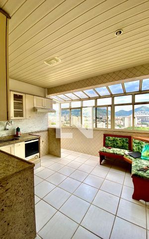 Apartamento à venda com 150m², 3 quartos e 1 vaga Apartamento à venda com 150m², 3 quartos e 1 vagaCozinha