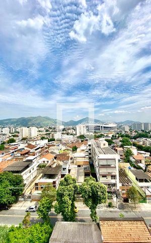 Apartamento à venda com 150m², 3 quartos e 1 vaga Apartamento à venda com 150m², 3 quartos e 1 vagaVista