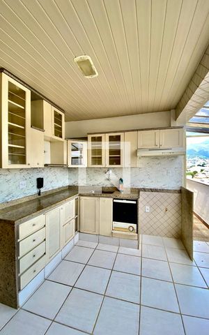 Apartamento à venda com 150m², 3 quartos e 1 vaga Apartamento à venda com 150m², 3 quartos e 1 vagaCozinha