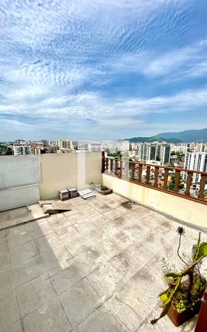 Apartamento à venda com 150m², 3 quartos e 1 vaga Apartamento à venda com 150m², 3 quartos e 1 vagaÁrea externa