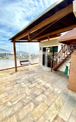 Apartamento à venda com 150m², 3 quartos e 1 vaga Apartamento à venda com 150m², 3 quartos e 1 vagaÁrea externa