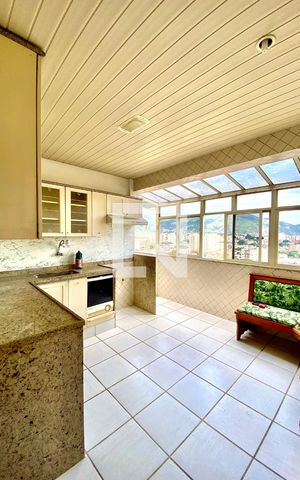 Apartamento à venda com 150m², 3 quartos e 1 vaga Apartamento à venda com 150m², 3 quartos e 1 vagaCozinha