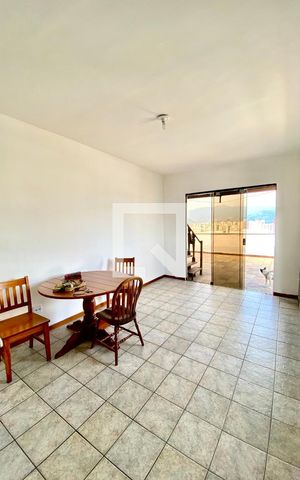Apartamento à venda com 150m², 3 quartos e 1 vaga Apartamento à venda com 150m², 3 quartos e 1 vagaSala