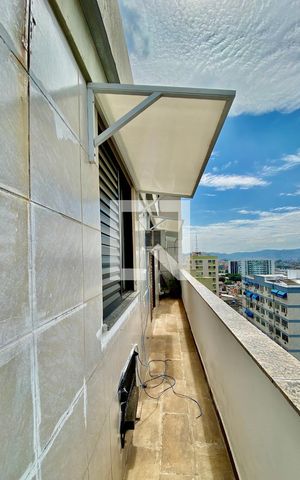 Apartamento à venda com 150m², 3 quartos e 1 vaga Apartamento à venda com 150m², 3 quartos e 1 vagaSacada